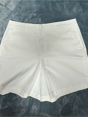 White denim jean chino shorts size 16 NWT Anne Klein